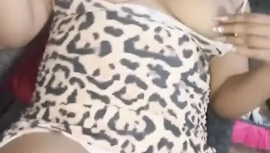 Çok büyük götlü çok ateşli komşuyu sikiyorum - bölüm 26