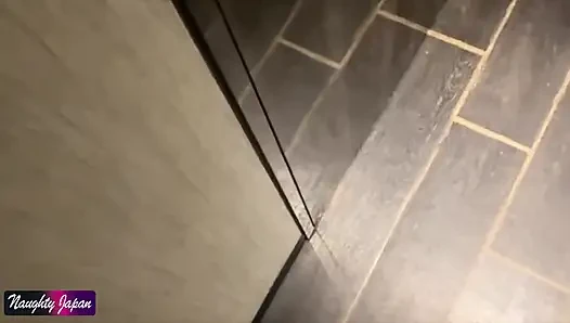 Parlak Gözlü Busty Net Cafe Güzeli Hızlı ve Vahşi Bir Özel Anda Dikkatleri Çekiyor