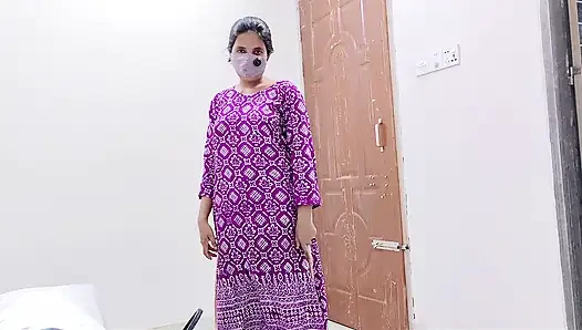 Shila bhabhi yang haus seks memberikan seks terbaiknya kepada pemilik rumah untuk sesuatu yang ekstra xxx