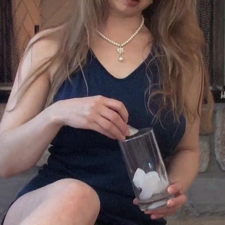 Ice Cube Cutie