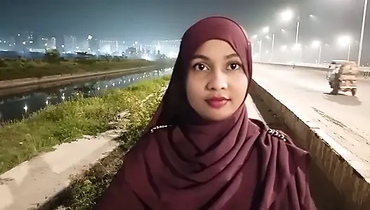 Outdhoor Hijabs Gril in Streets waking and dirty talking and beautiful face real sex video enjoy my fuckings video