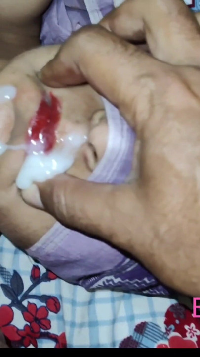 Porra na boca come e prova porra por desi bhabhi | Clipe 1