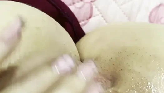 Bosan Di Rumah Bermain Dengan Saya