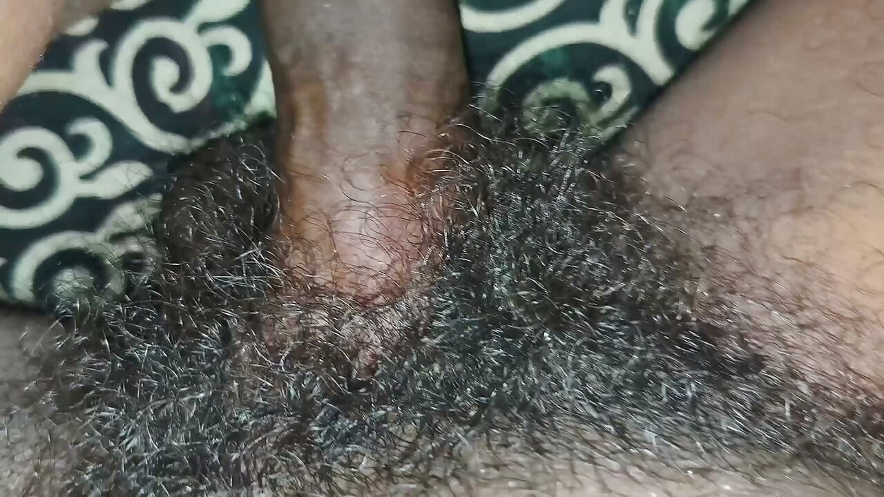 Gujju aunty ke Ghar par jakar chudai kardi part1