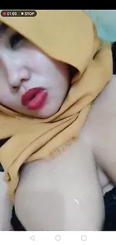 BBW indonesian hijabitch GOGO live
