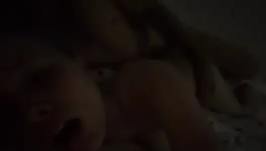 Evde kimse yokken üvey kardeşimi sıkı vajinamı siktirdim