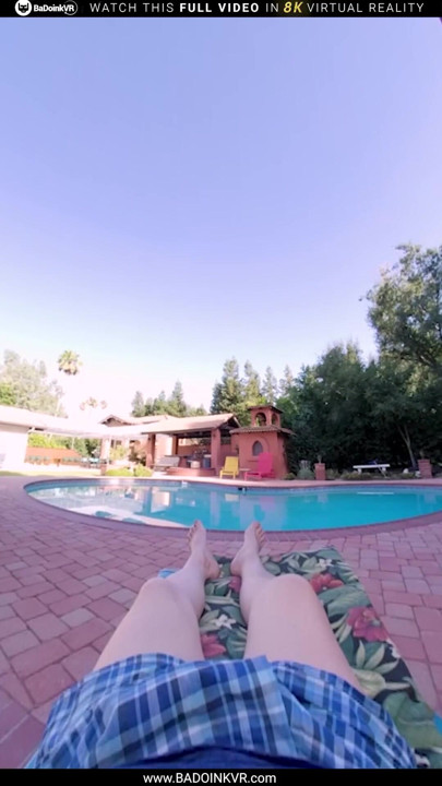 BaDoinkVR καυλιάρα οικοδέσποινα Octavia Red δεν μπορεί να βοηθήσει τον εαυτό της και να μην διασχίσει τα επαγγελματικά όρια μαζί σας Μέρος 1 | Κλιπ 2