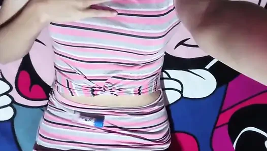 Мачеха делит постель с пасынком: шаловливое ночное развлечение! (настоящее домашнее видео)