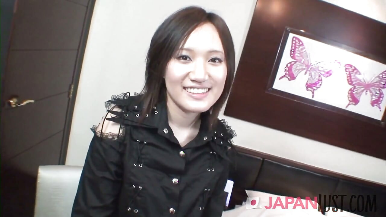 Japonés MILF amateur mojado peludo COÑO