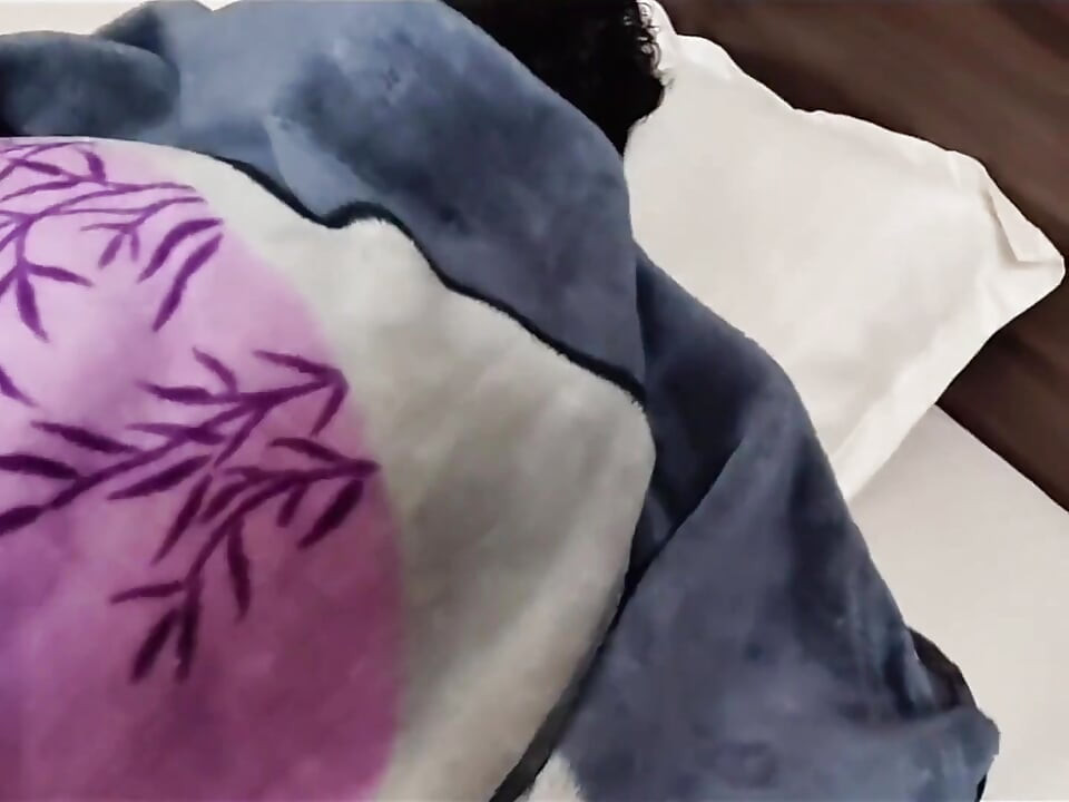 Mein stiefbruer fickte mich im badezimmer, als ich allein zu hause war