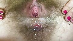BIG CLIT SQUIRTING DRIPPING WET ORGASM HAIRY PUSSY