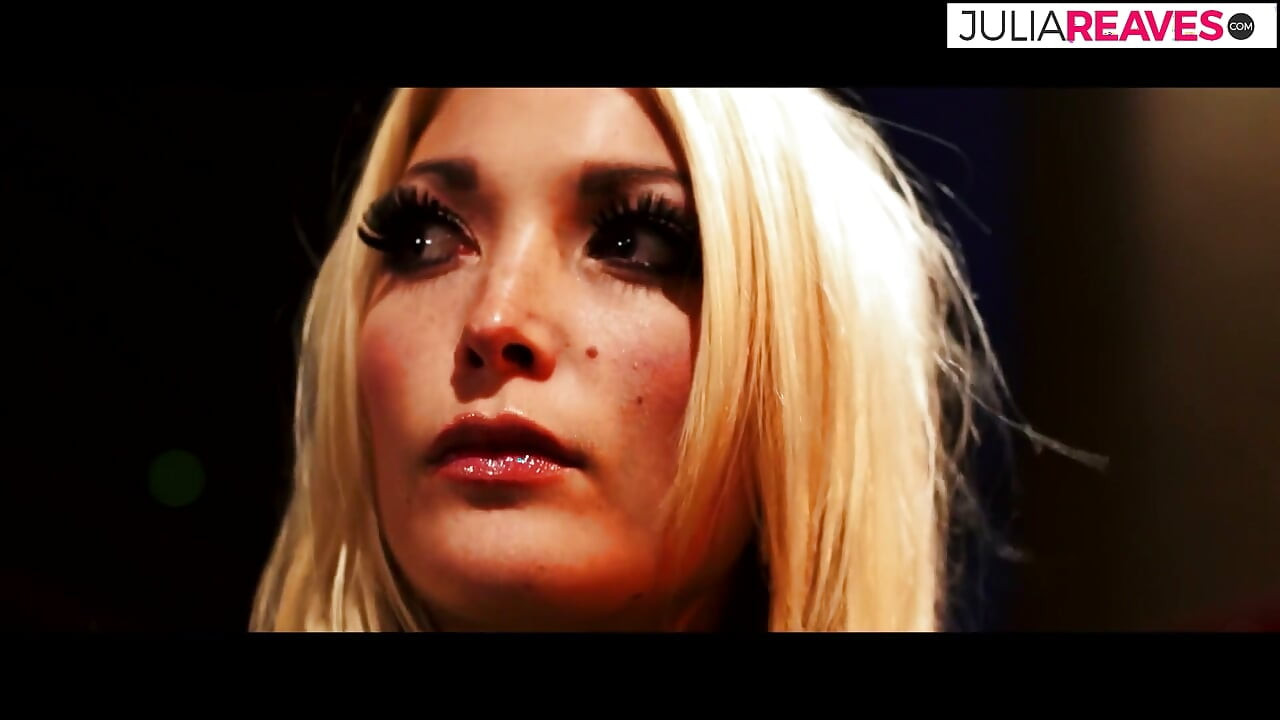 Cycata blond milf Tamara zostaje głęboko wbita i wytryskana na twarz