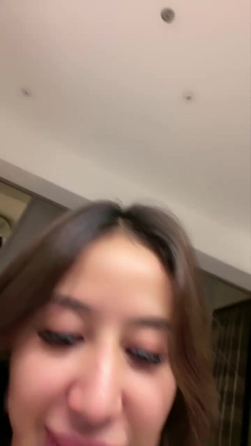 Hot pussy right here waiting for some black dick indo | Clip 2