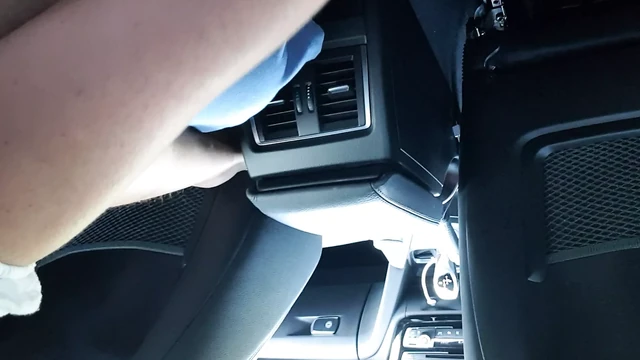She strokes to cumshot orgasm denial