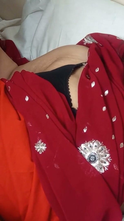 Full Face Red Saree Girl – Closeup Pussy Fucking Long Shot Indian Desi | Clip 1