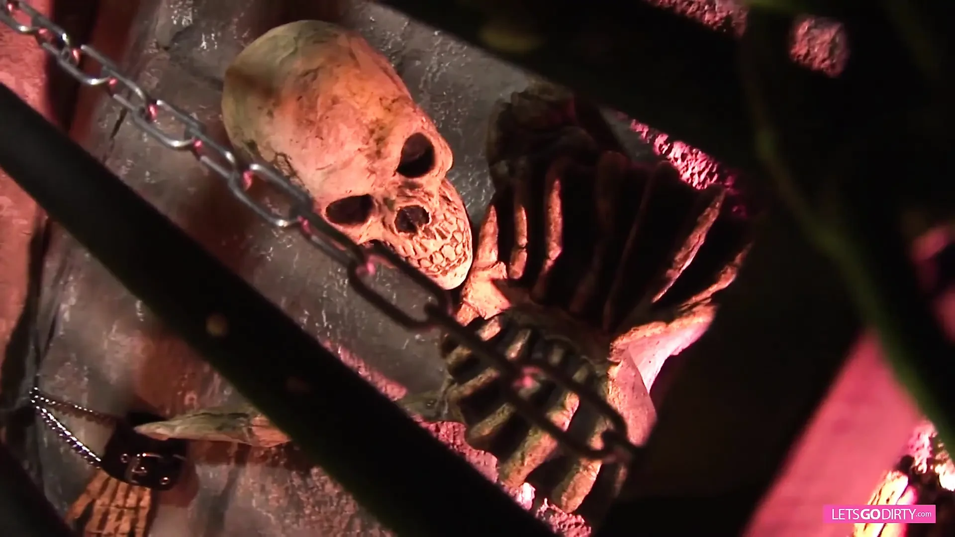 Jasmine Black - mature,gangbang