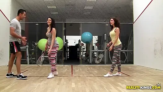 Euro seks partileri - balon götlü Avrupalı kızlar sikiliyor