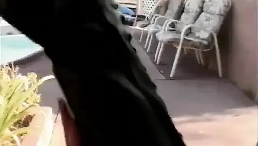 Lustvolle schlampe mit runder arsch bekommt hardcore doggystyle geritten