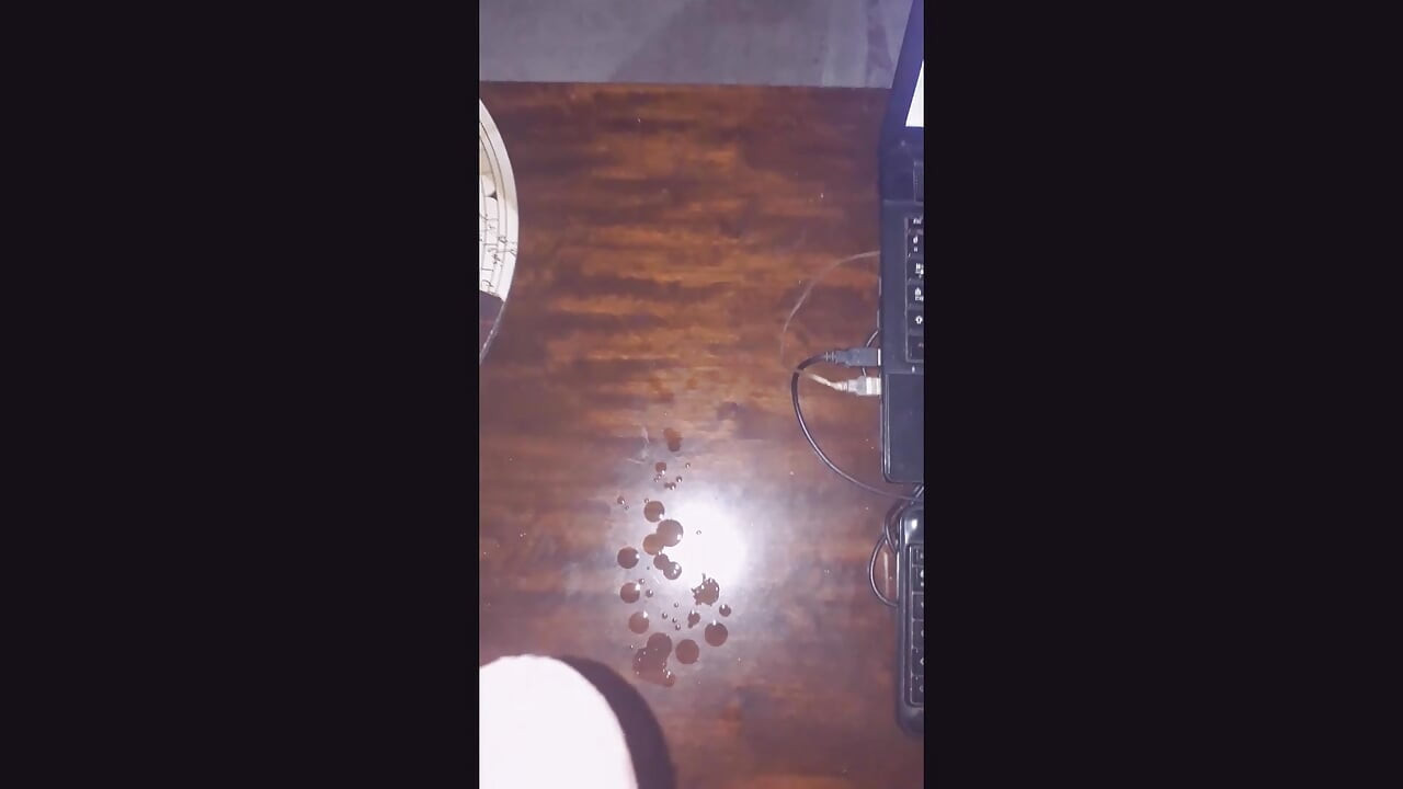 Turkish man huge monster cumshot show