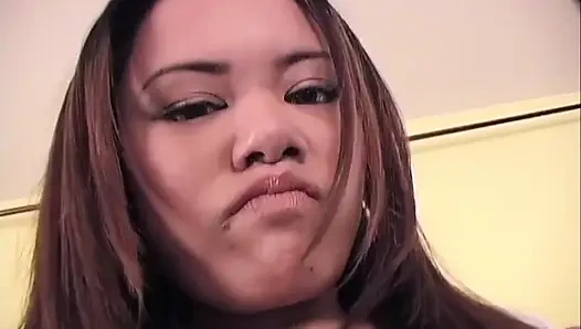 Tatlı Annie Cruz epik salyalar ve götten sikiş nostaljik