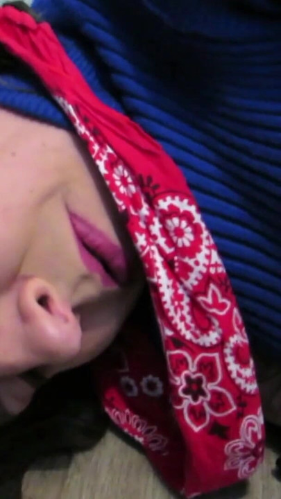 "Captive ตู้เสื้อผ้า" กับ Lauren Holland | คลิป 1