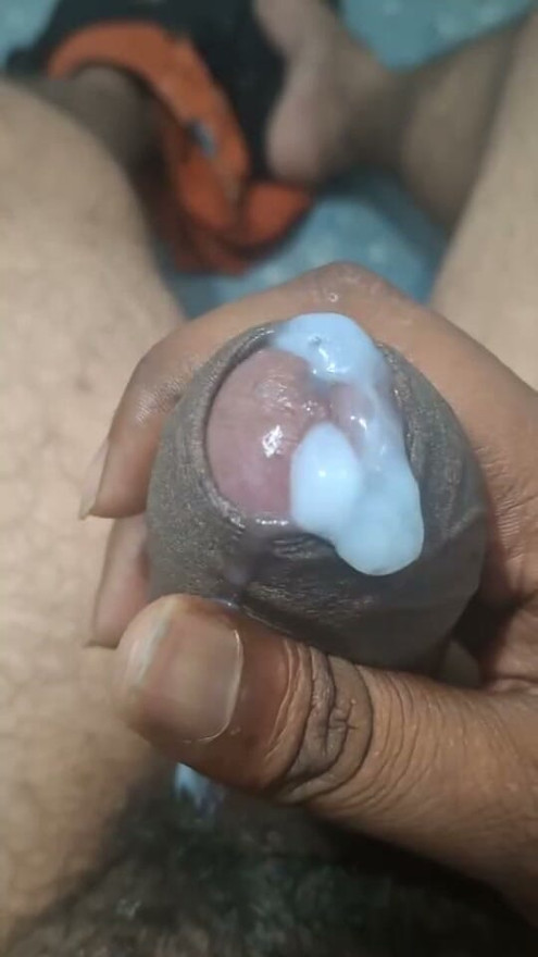 Cum out Short desi boy