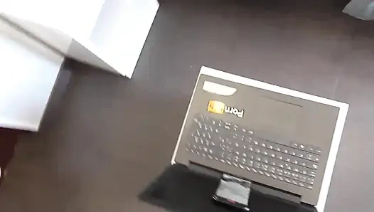 Morgensex mit internem abspritzen zur heiligen machiavelli