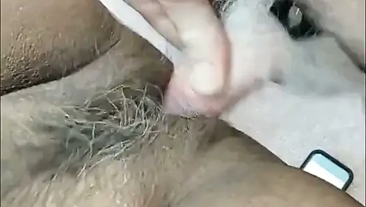 Aku lagi asik ngentot ayunan seks. Tidak buruk untuk menjadi 72.