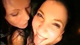 Dos damas alemanas de bukkake quieren u 2 cum 2