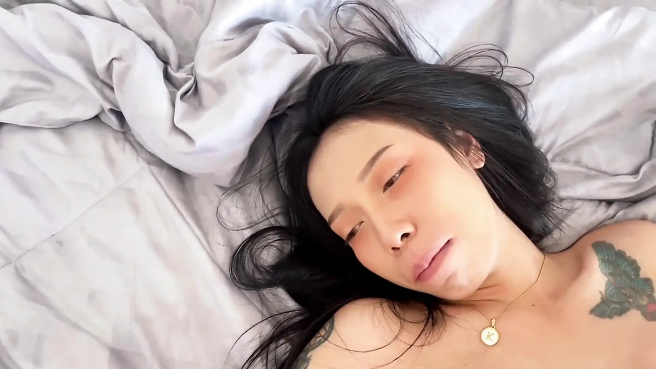 Gas – in-home Massage Ladyboy Gives Full Service Finishin