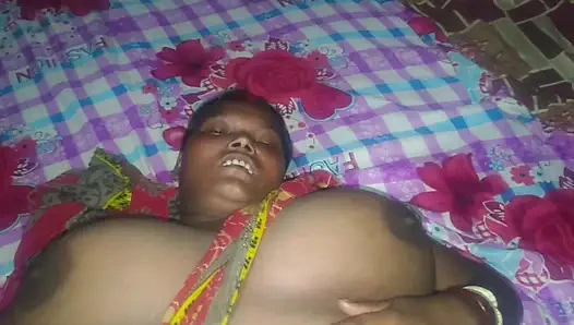 Ibu rumah tangga fouking desiku ki chudai ki