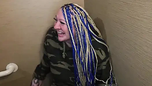 M lucky luck ilk esaretin tadına bakıyor