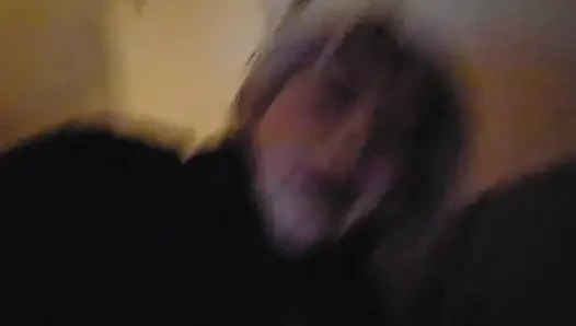 Неверная домохозяйка получает месть, снимает себя на видео, как трахается раком ее лучший мужчина друга