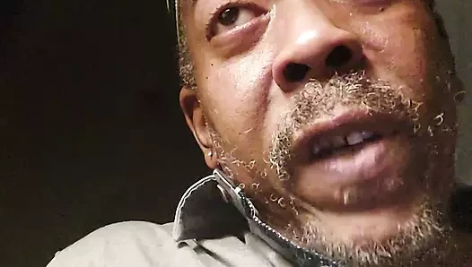 Negative Comments porn video – Shinzon asking for your likes, comments and sharing.