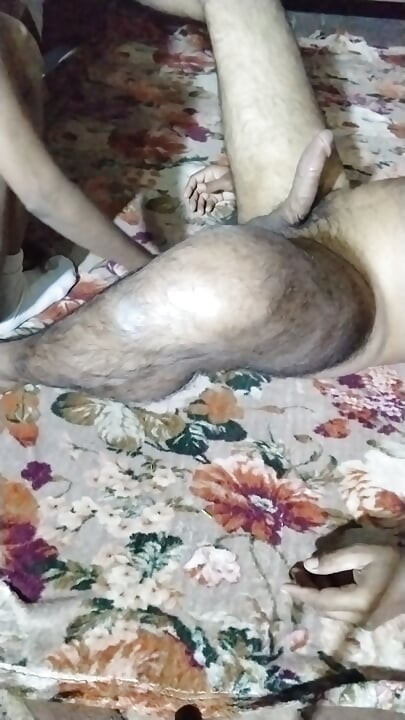 Meia-irmã Saba Gaashti pela primeira vez