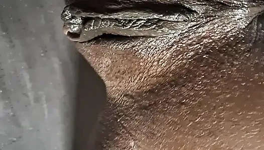 Little Blue Nasty izlenmeyi seviyor