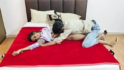 Malam romantis yang indah dengan pacar kampusku