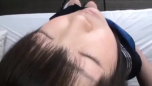 Seorang pria paruh baya dan si cantik berseragam.