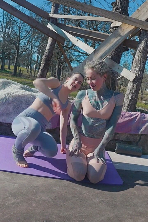 JOI Stretching in Yoga Leggings with Anuskatzz German