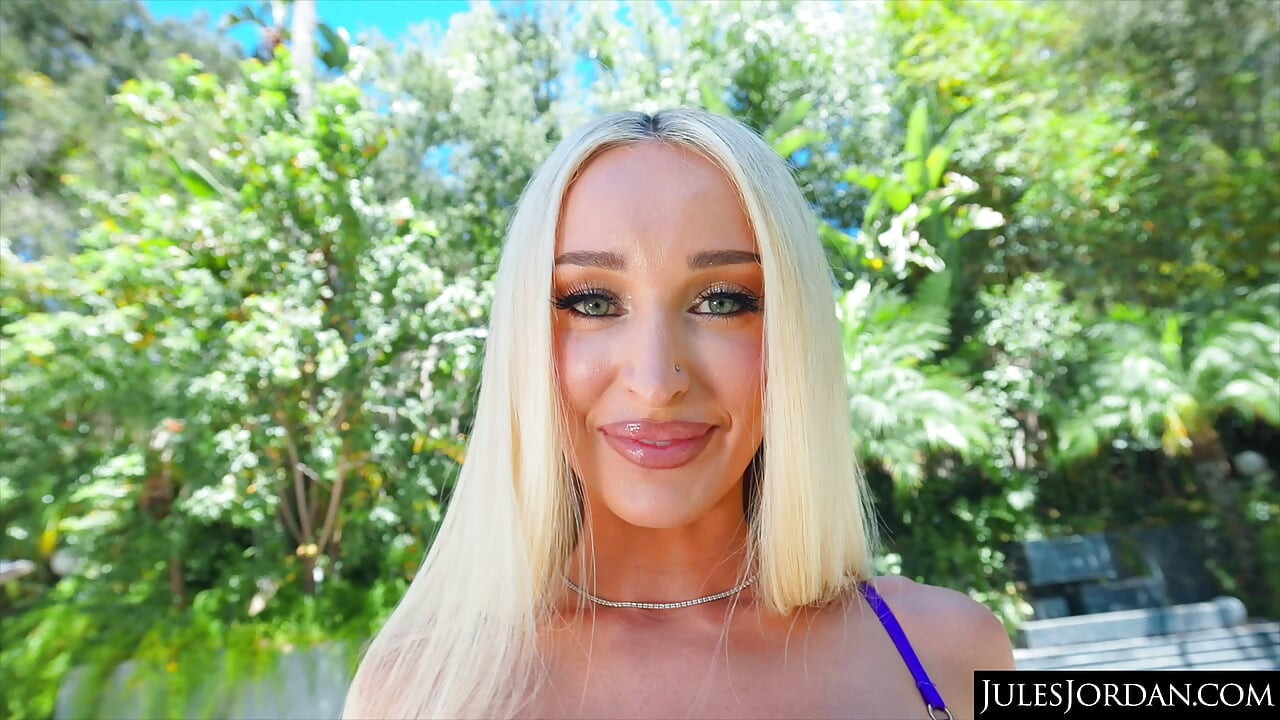 Busty Blonde Bombshell Meagan Moore Captivates Manuel Ferrara Fat Cock