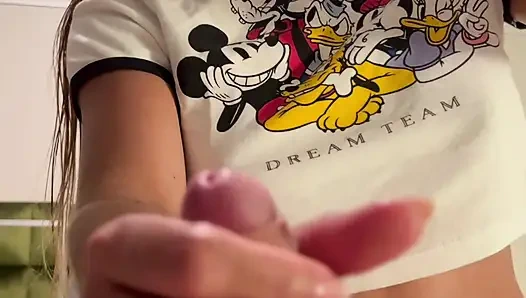 Footjob mit abspritzen auf meine füße