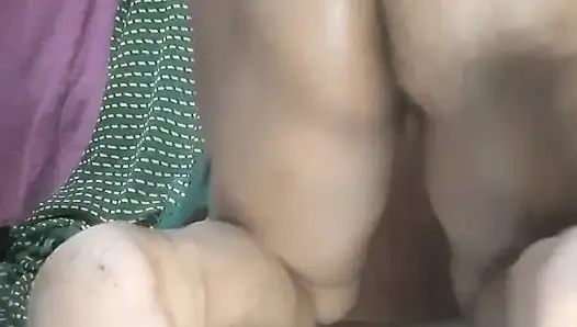 Green Saree menghijau