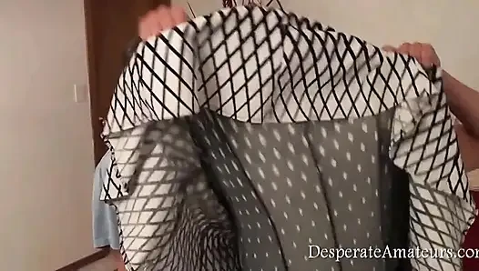 Кастинг Desperate Amateurs милфам-толстушкам жестко отшпилили их большие сиськи и толстые задницы