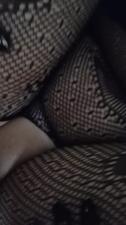 Üvey Erkek Kardeşimle Mastürbasyon