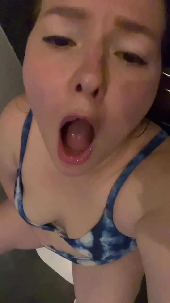 RISKY PUBLIC BATHROOM MASTURBATION AFTER SAUNA