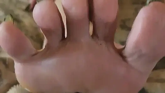 Goode Girl Vücuda Tapma 31 Talimatı Veriyor