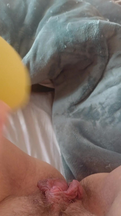 Masturbating with my lemon clit suction toy makes my pussy pulsate.