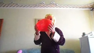 blow balloon