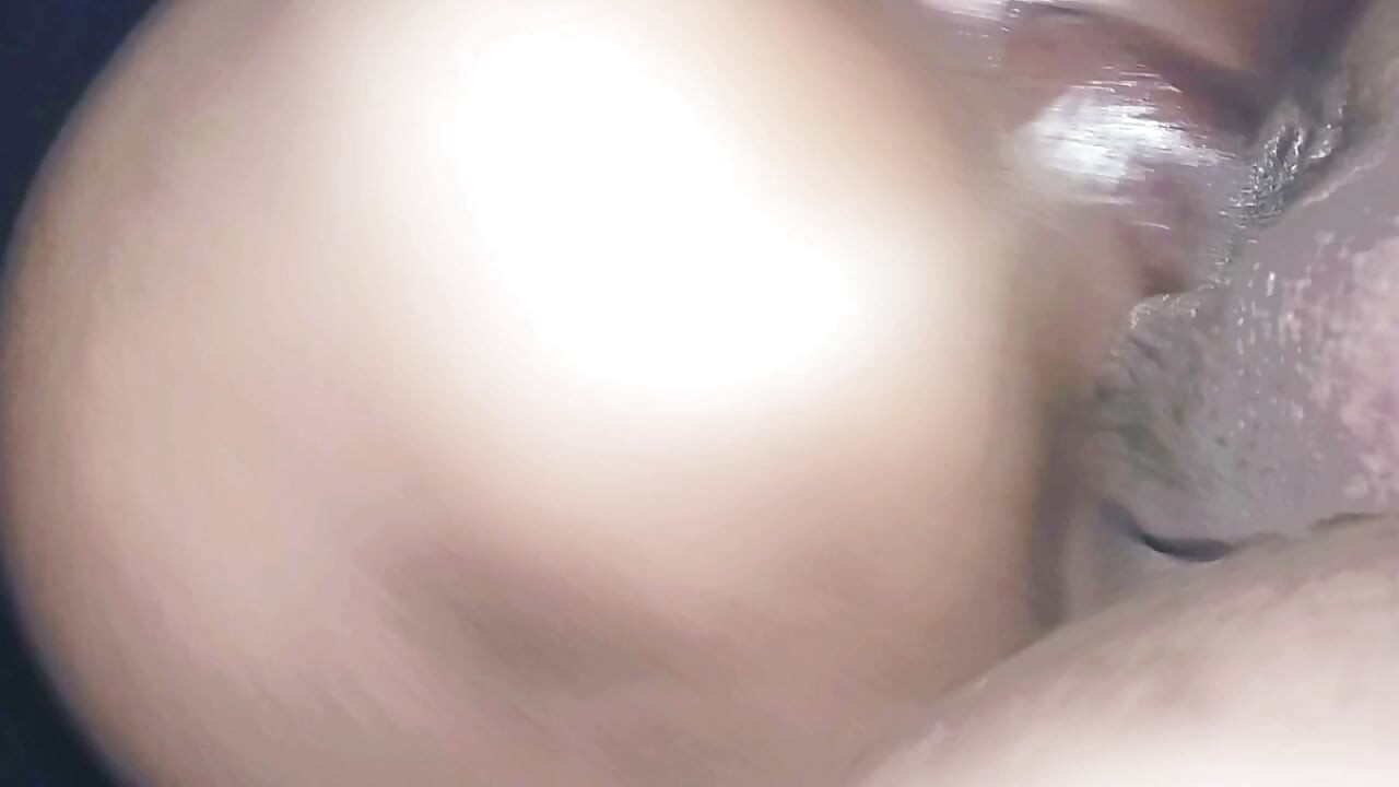 I shave her pussy to fuck here