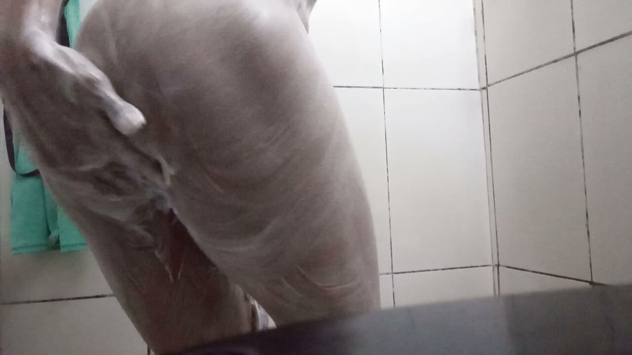 Salı günü sıcak bir banyoyla haftaya başlıyoruz